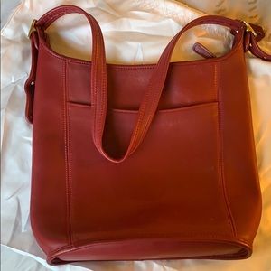 Vintage Coach Slim Bucket LargeDuffle 9060 Red Bag